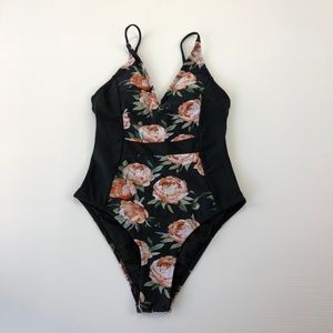 Cupshe  Swimsuit Small Black One Piece Bikini